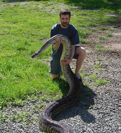 Baby is 27' long and 400 lbs. Burm.